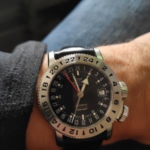 Meet your Posher, Dejan